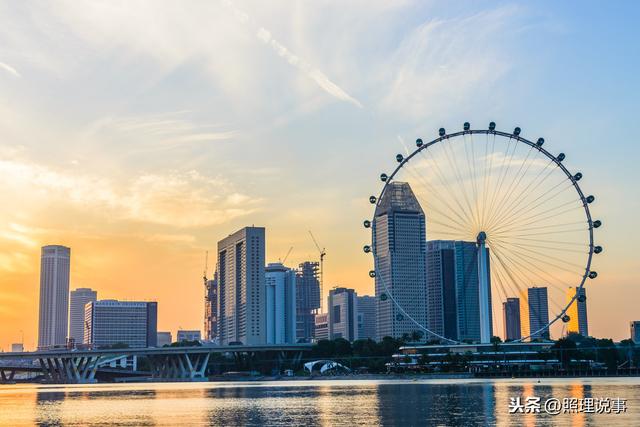 新加坡防疫很松么?恰恰相反!谁敢不听话,取消你的永久居住权