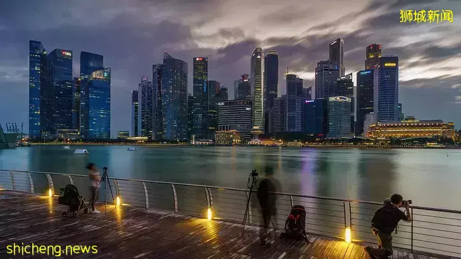 新加坡2021年房地产投资额近300亿新元