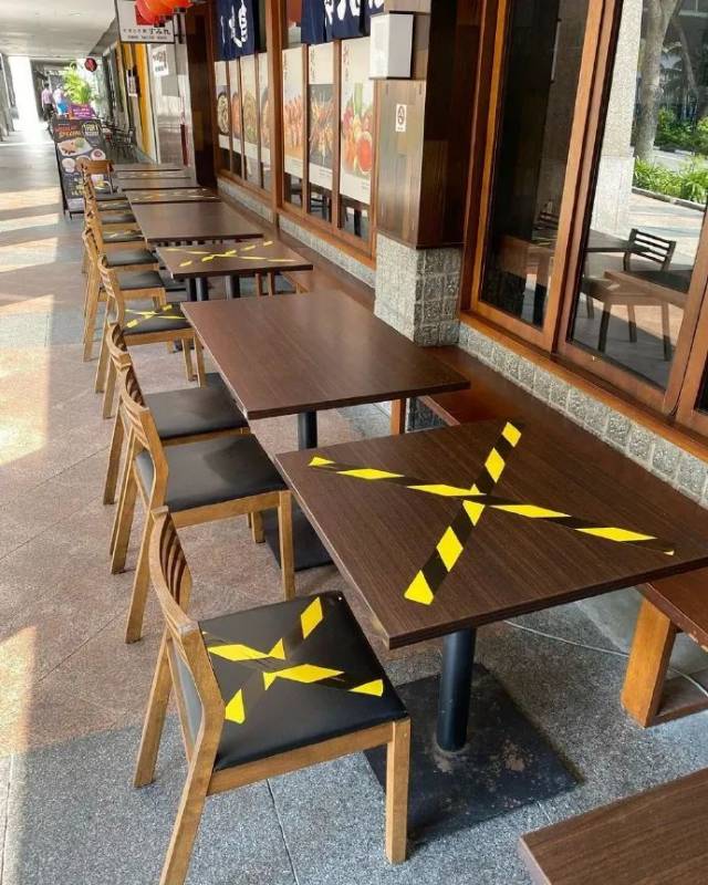 新加坡用膠帶做了一場大型公共藝術