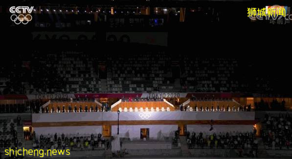 全网群嘲：东京奥运开幕式像阴间！设施简陋、开除导演乱透了！中新选手惊艳出场