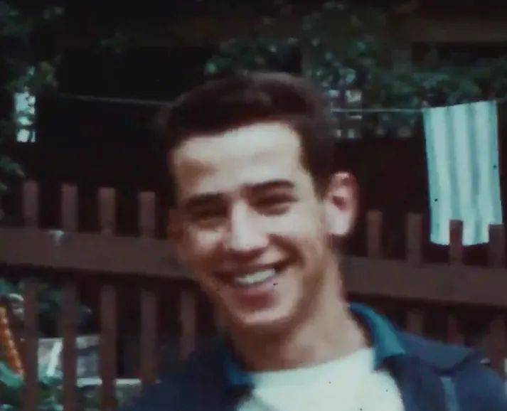 李顯龍發文祝賀拜登！拜登曾在新加坡街頭閑逛，買了一杯甘蔗汁