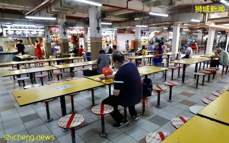 接种疫苗才能在小贩中心堂食首个周末 更多食客选择打包