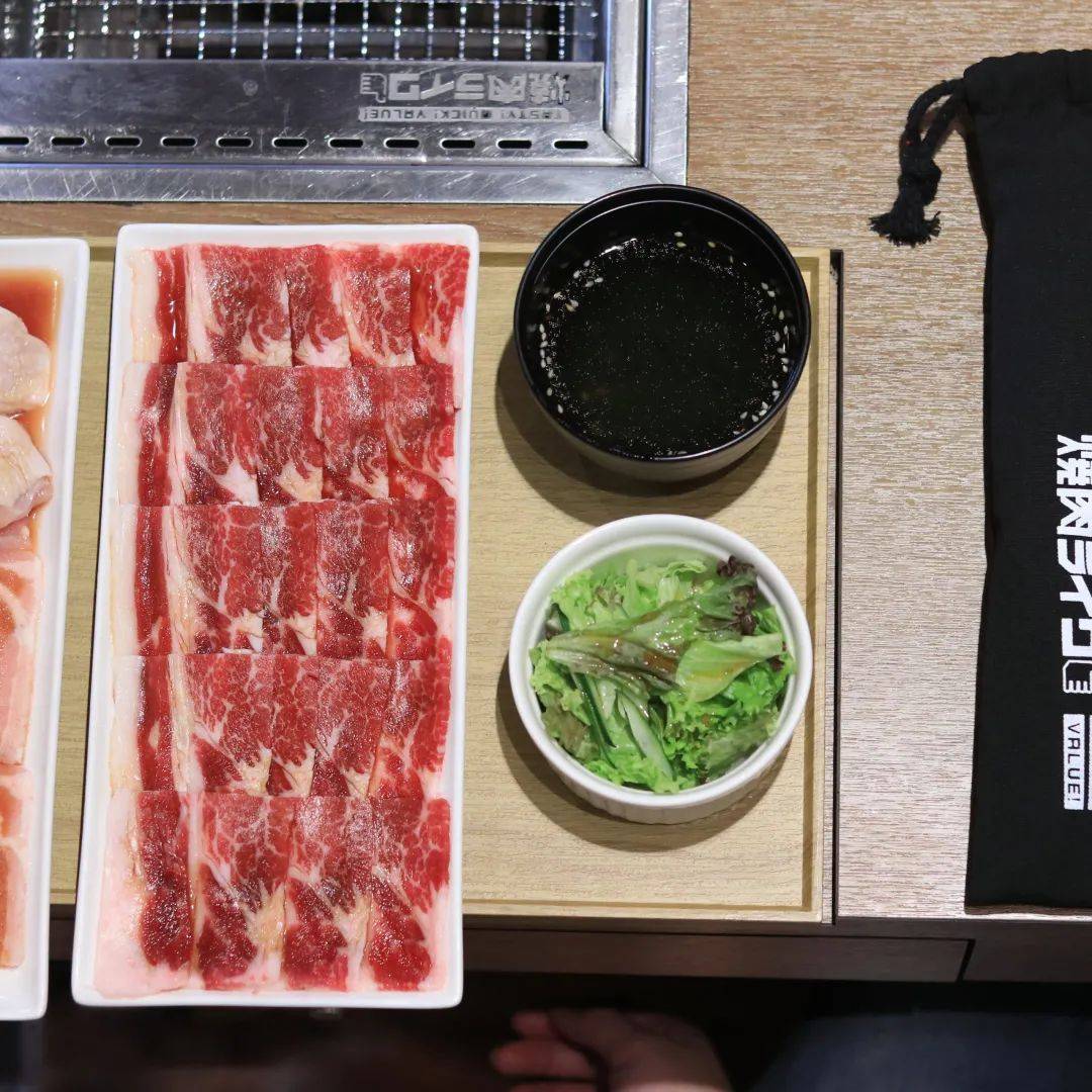 实拍!前晚,新加坡牛车水到处人从众𠈌!这9个地方过年还开门