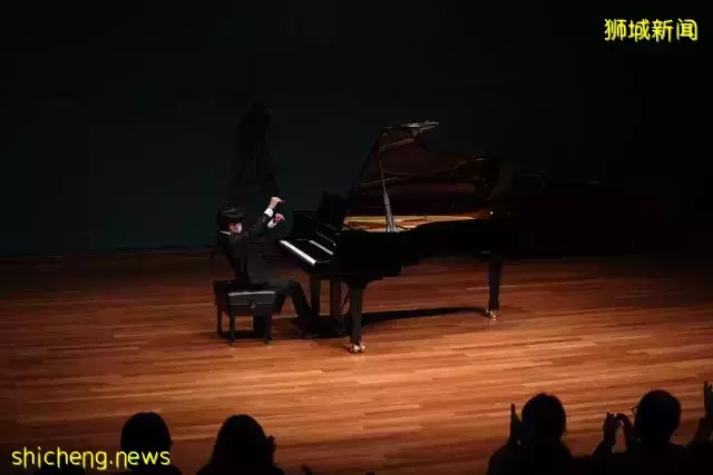 “新加坡青少年音樂會”榮耀的背後離不開刻苦和努力