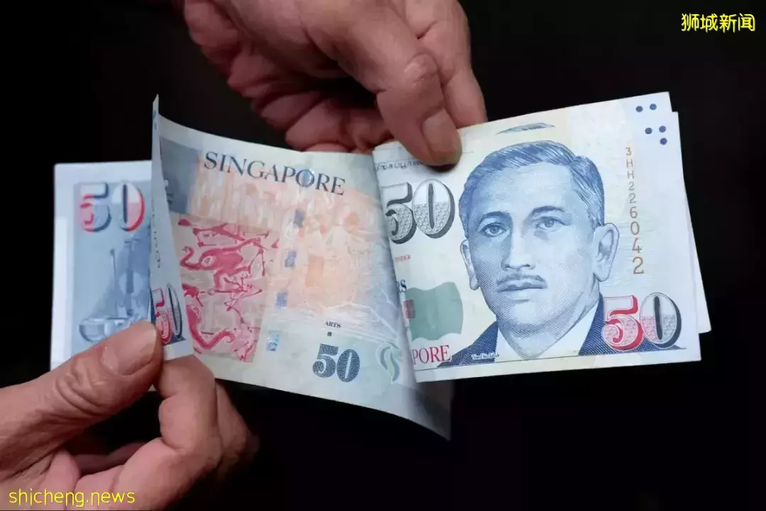 一个月内，新币兑人民币汇率大跳水，后悔没多换点