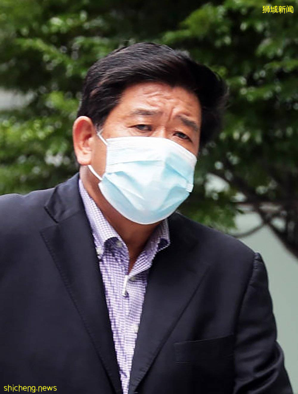 84万新币贿赂3人留国外 海运公司前高层加控40罪