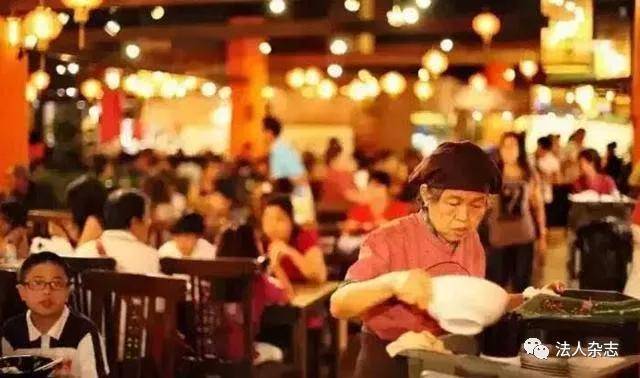 黯别黄金时代，新加坡现华人“回国潮”