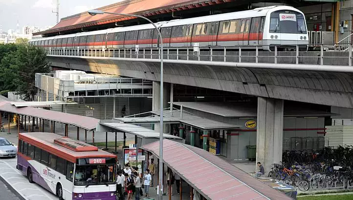 2021年，新加坡生活費越來越貴！他，一個月要花9710新幣