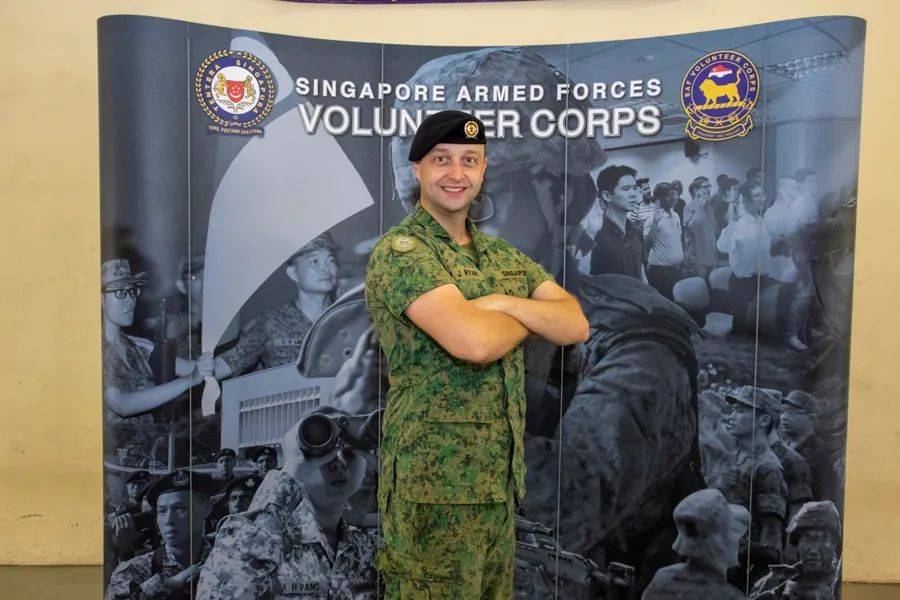這個PR自願要求服兵役:新加坡是我的家鄉!移民後都必須當兵嗎