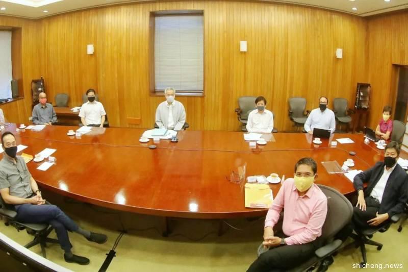 今天，新加坡总理部长全戴上口罩了！谁是最严封城：新加坡 VS 中国 VS 美国