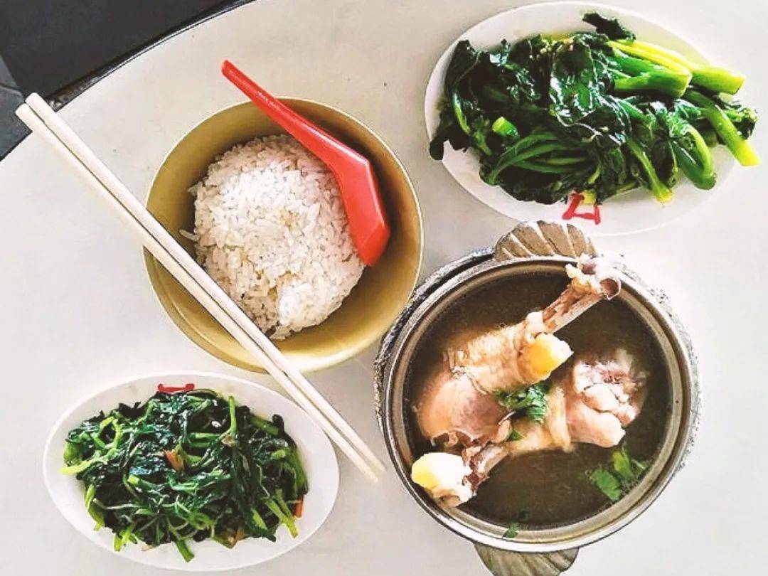 獅城高校美食 舌尖上的國大：你不能錯過的食堂美食，約起