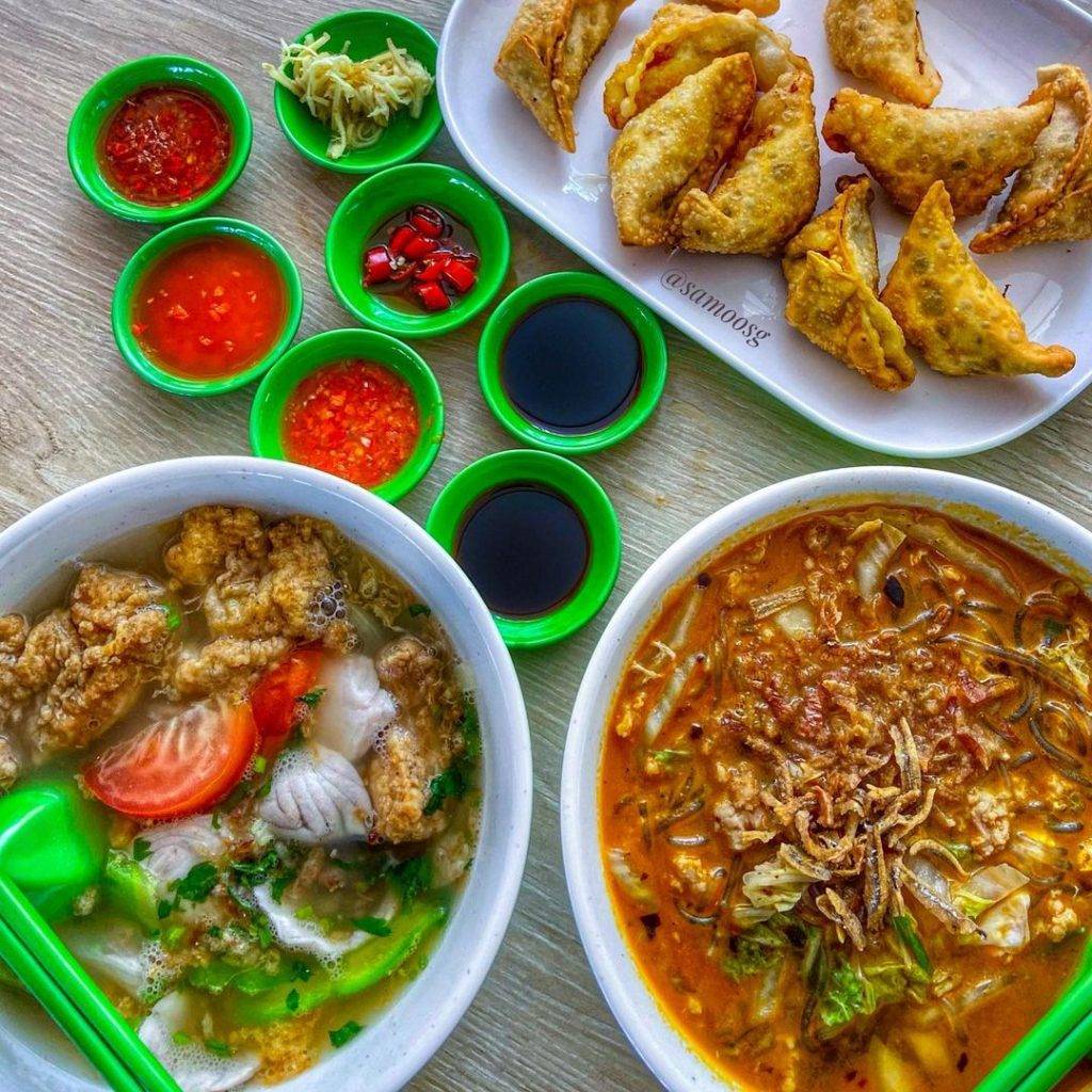 Zion Riverside Food Centre翻新後正式重開💥新舊攤位恢複營業，增設插電座+無障礙通道+自動托盤歸還站✨