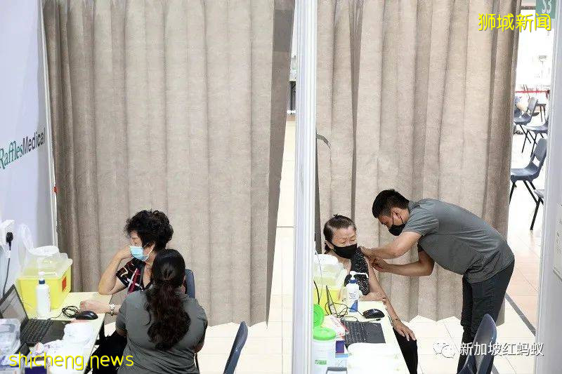 新加坡防疫之路走走停停 当务之急是提高年长国人疫苗接种率