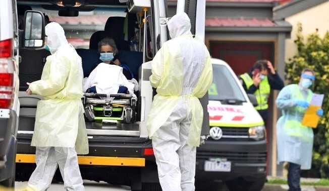 若英美疫情改善!接种疫苗后的新加坡人回新后无需隔离