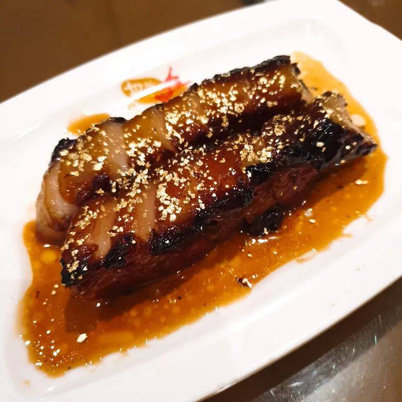 甘牌燒味聯手潮州發記首創新年盆菜和金鴨