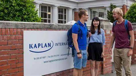 新加坡Kaplan学院设立优异学生奖学金计划,鼓励更多学生勤奋学习