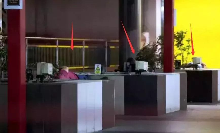 新加坡富人天堂？居者有其屋？夜幕下露宿街頭的流浪漢是否見過