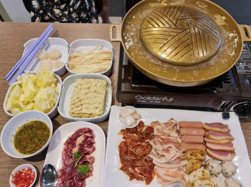 泰式烤肉+火鍋,食材每盤只要S$1.99🇹🇭 Som Tam Express新分店優惠,難以抵抗的泰式好味道