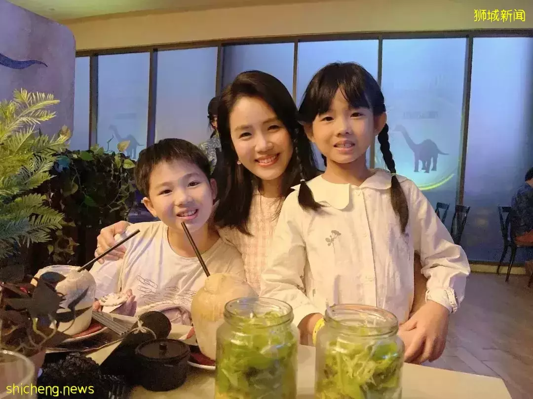 新加坡环球影城搞事情！恐龙大餐，超刺激的侏罗纪盛宴来啦