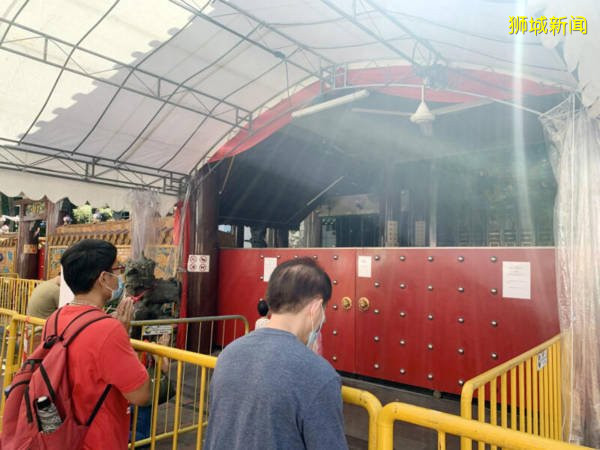 花摊、解签档零收入  商家冀观音堂重开  救市