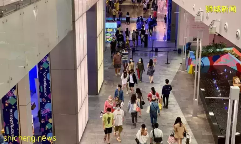 新加坡一间咖啡店竟然能卖这么多钱！超乎你想像