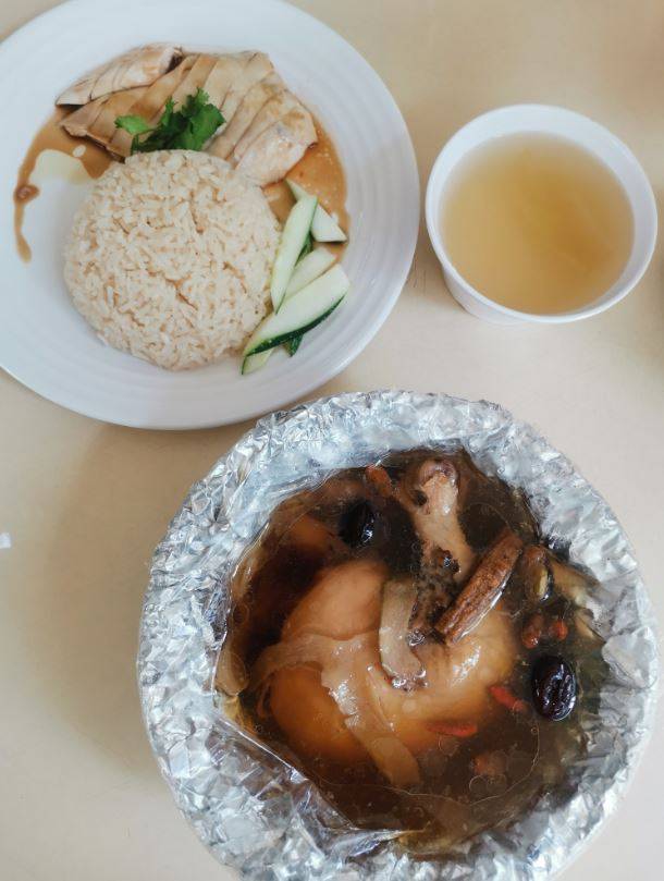 无意间发现白桥的隐藏美食“日升海南鸡饭”