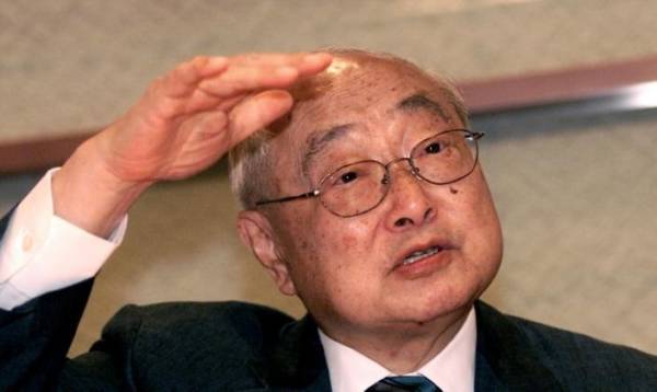 “船王”曹文锦逝 世 李显龙:视他为新加坡一分子