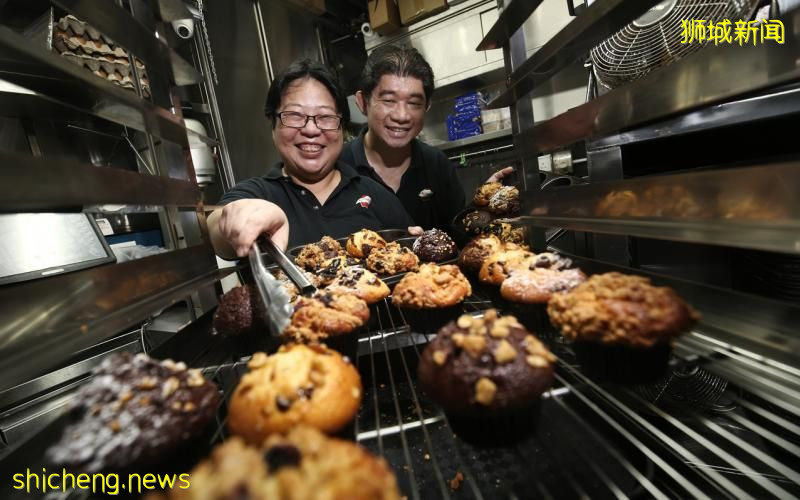 夫妇创业时日做17小时 如今日卖千个松饼