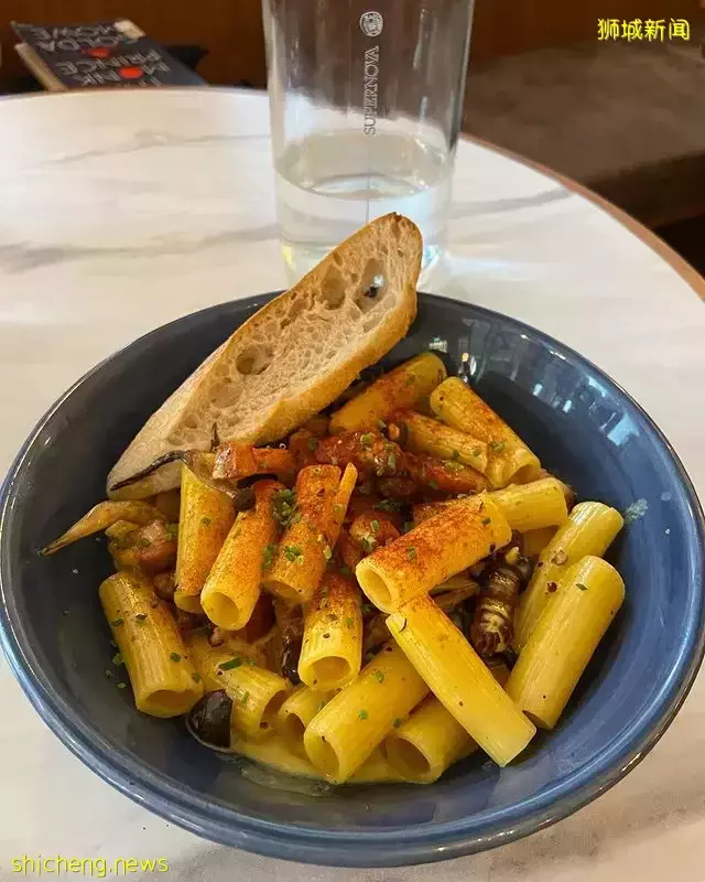 Tanjong Katong新Cafe，炸鸡法式吐司好诱人！走现代时尚风格的Supernova，必来打卡