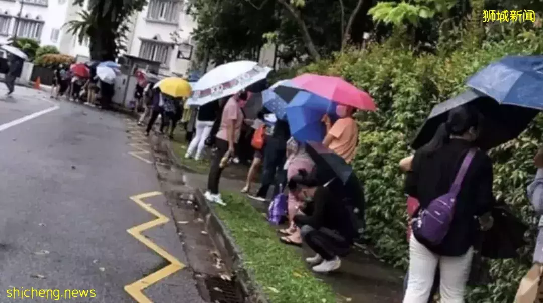 100万人护照过期！机票大涨，实拍他们为出国疯狂排队！从中国入境，这种情况会被拒