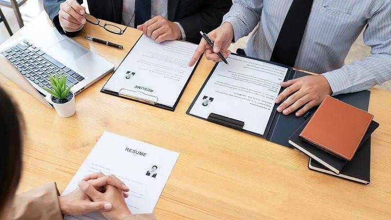 新BAT的第一次交锋，选在了新加坡