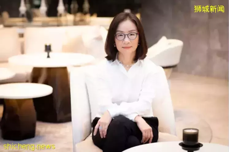 又一国家模仿新加坡:取消接种者入境检测和隔离!旅游省下一大笔钱