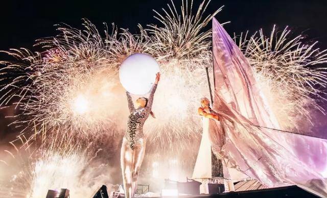 新加坡跨年烟火秀,疫情前VS疫情后