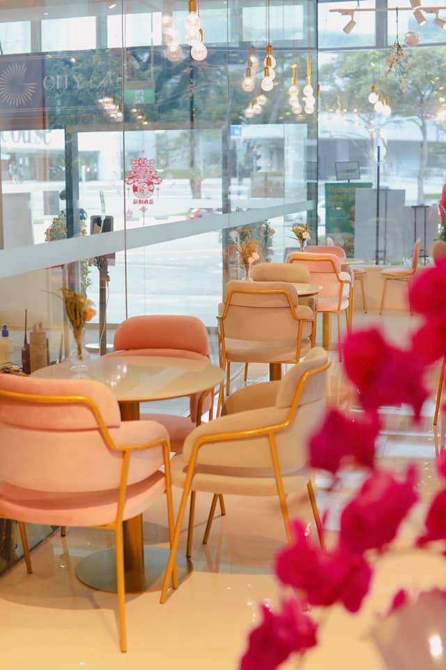 原YTEA奶茶店升級店面，更大更漂亮的仙女風plus版本Café！等你來打卡