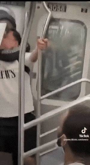 新加坡護照全球第二！亞裔在歐美頻頻遇襲，更多人要來新加坡了