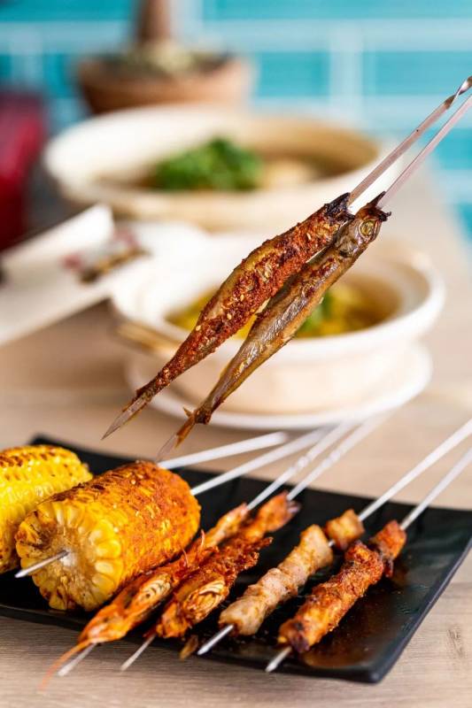 胖胖鸡携新装修强势回归!鸡公煲串烧自助买一送一,无限量供应