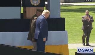 美國惹衆怒，新加坡、歐盟怒怼“別向我們發出最後通牒！”