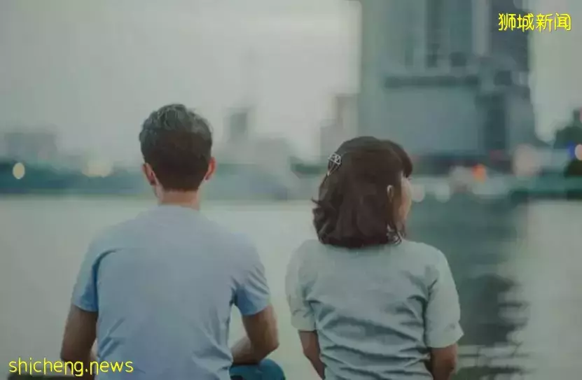 在新加坡离婚后丈夫扣住婚礼百万红包硬称和我无缘,只得对簿公堂