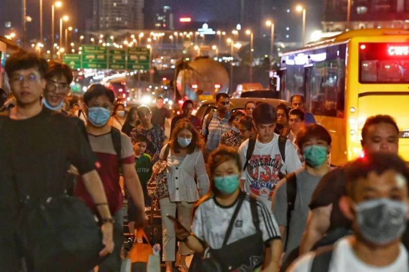 马来西亚卫生部:正探讨于明年1月全面开放新马边境