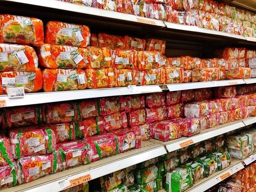 新加坡網紅鵬泰超市開網店啦!不用出門也能買到純正的泰國味道!首次下單滿25新幣即可免運費送貨上門哦