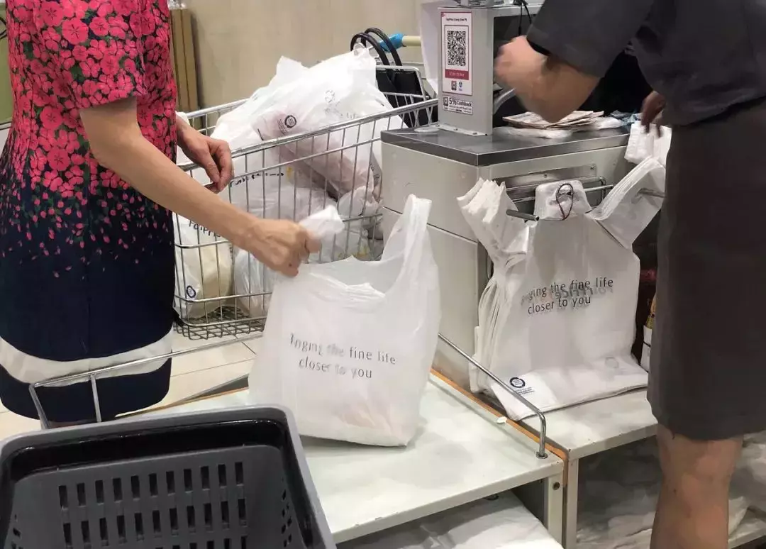 前天起,新加坡这些新政生效!很多人忽略而被警告