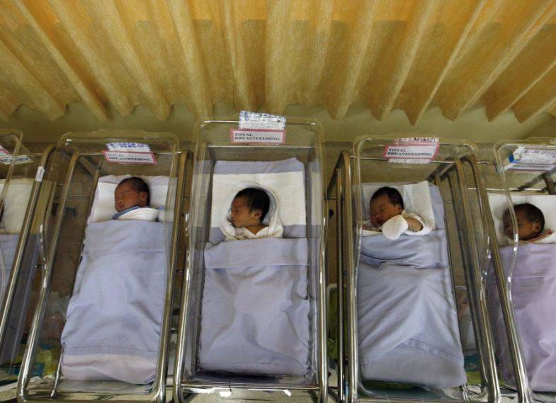 去年只有3.9万新生儿，本地生育率创下8年来最低