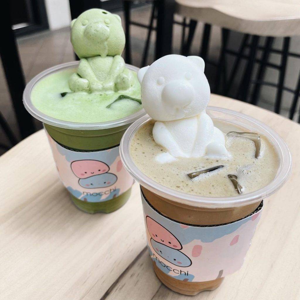 牛车水甜品店Mocchi🐻泡澡小熊拿铁+熊熊造型蛋糕,瞬间萌化你的心❣️