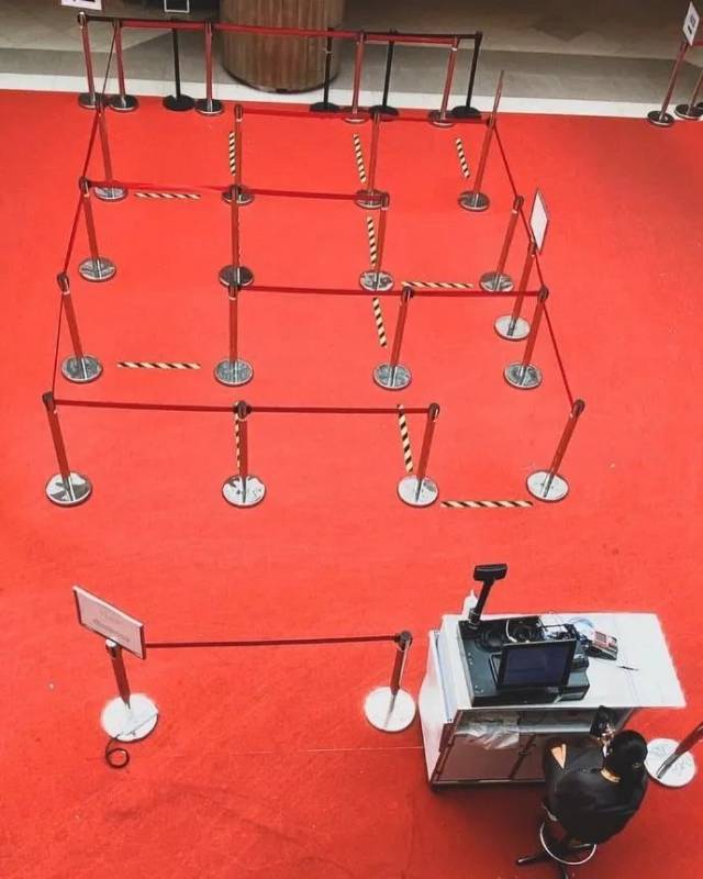 新加坡用膠帶做了一場大型公共藝術