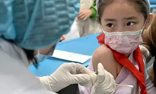 新加坡儿童疫苗接种正式开跑!一些接种中心预约已满额