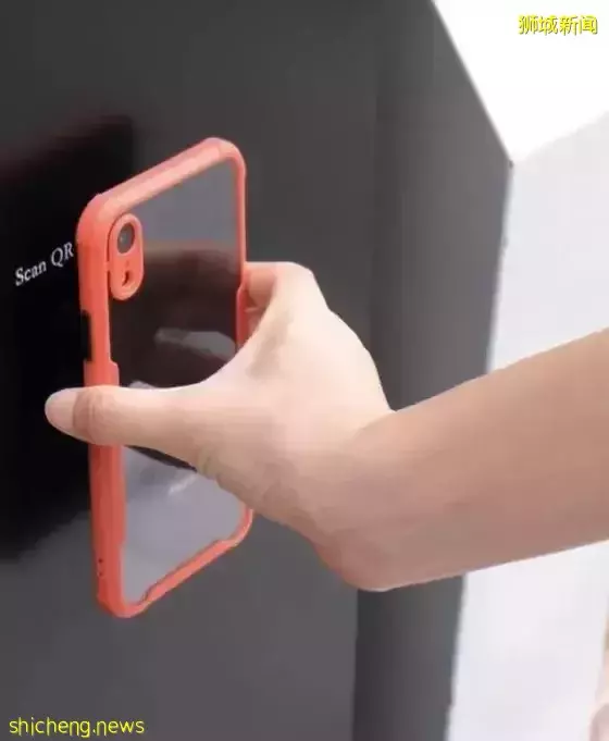 周末活動！新加坡“潑水節”來了！機場免稅店重開、戴森總部很好逛