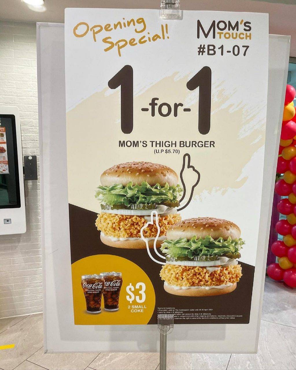 Mom's Touch全新分店在The Centrepoint🎉開業優惠來襲💥四月份指定漢堡買一送一🍔