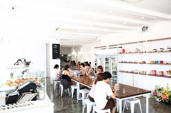 新加坡極簡風格Café盤點，視覺上極度舒適，周末找個地方洗洗眼睛也不錯