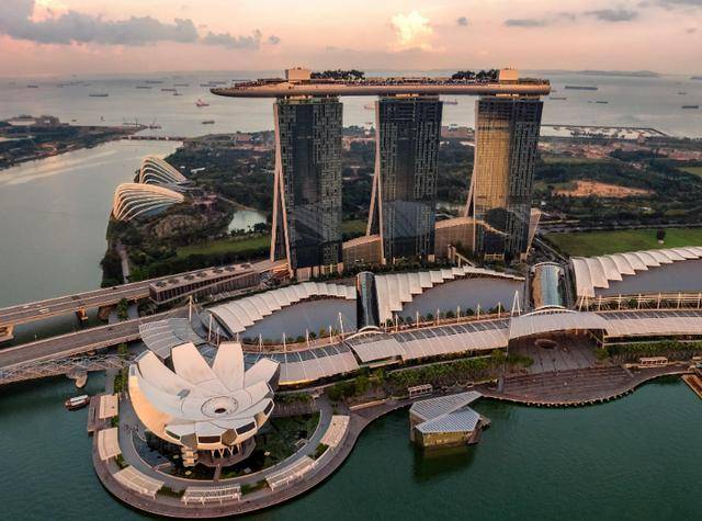 李光耀家族內讧：新加坡的“托管式民主”還能走多遠