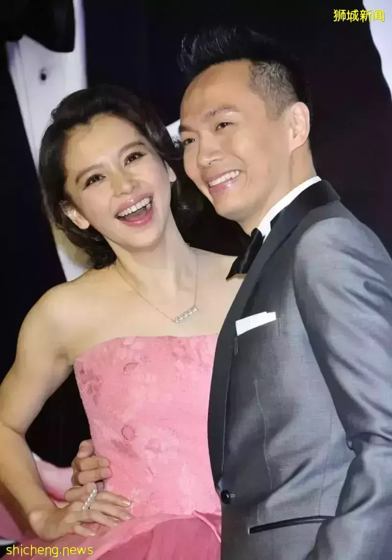 最新！李靓蕾曝光王力宏簡訊，送4億豪宅當封口費！徐若瑄：沒有對不起新加坡老公